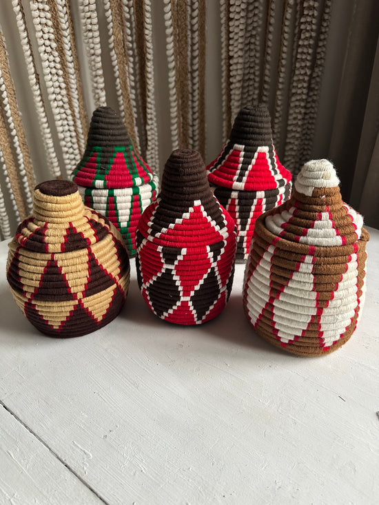 Berber mand S - multi triangel - rood/wit/bruin