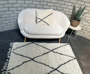 Marokkaans Boujaad vloerkleed - wit + zwart - 163 x 109 cm