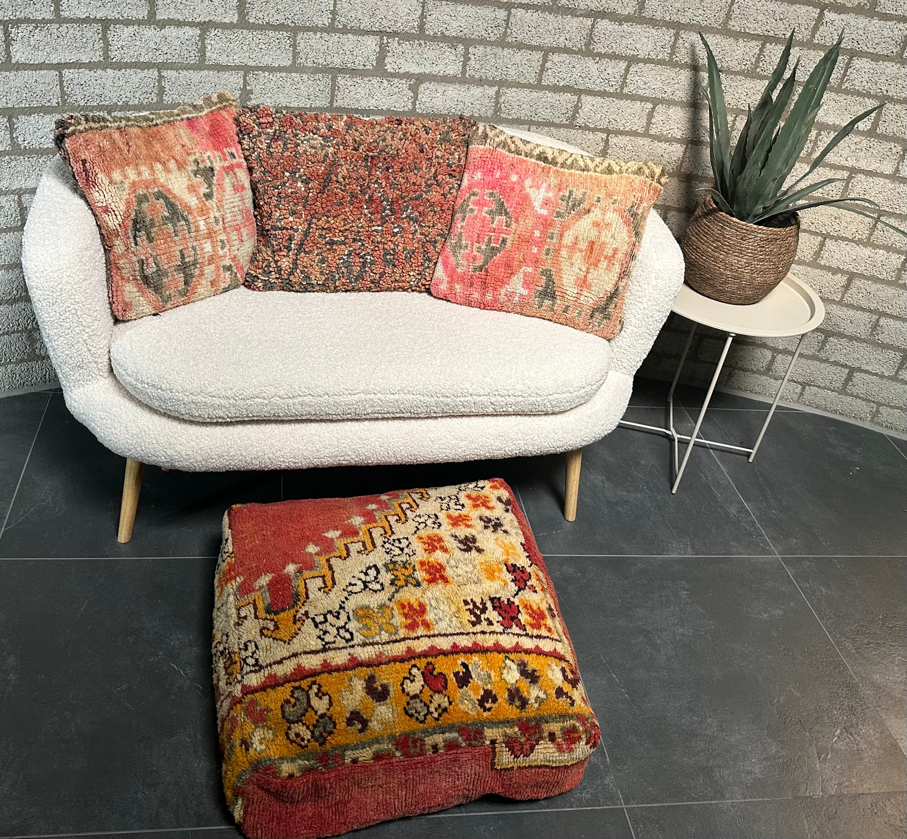 Marokkaanse Boujaad / kelim poef - warm oranje + rood mix