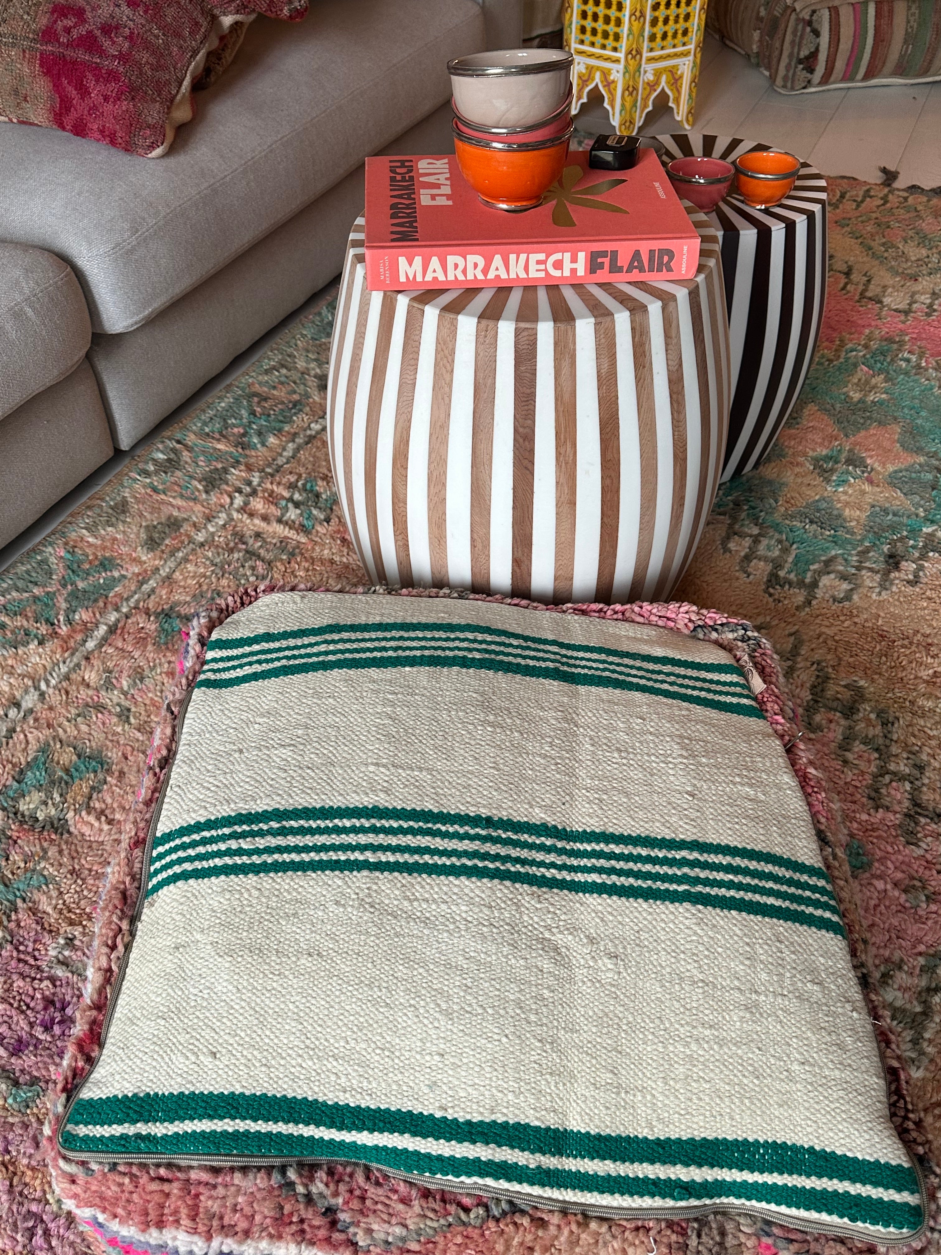 Marokkaans Boujaad / kelim poef - multicolor roze