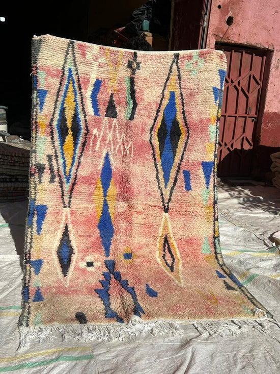 Marokkaans Boujaad vloerkleed  - roze met patronen - 244 x 154 cm